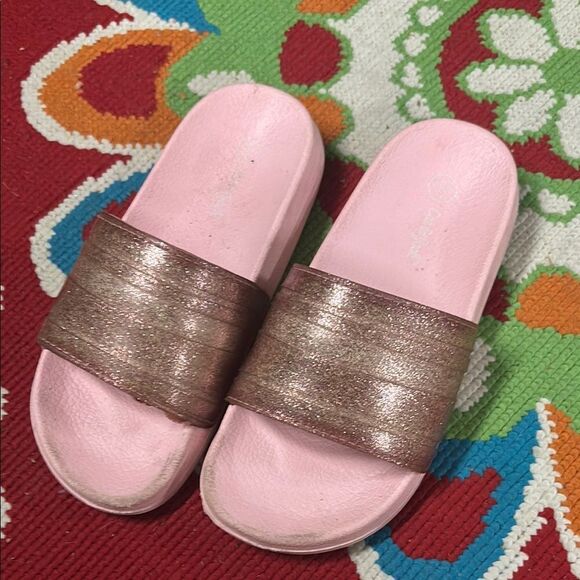 Nike Kids Pink Sandals Bundle - Picture 7 of 12